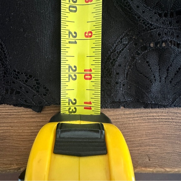 Sézane Bacall blouse in black ~ size 40, pre-owned! - Picture 12 of 12